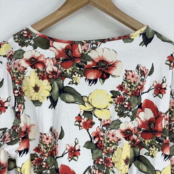 Chicos T Shirt Size 3 XL Womens White Red Gathered Floral Print Top Sweatheart - Picture 7 of 9